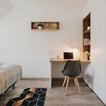 Prague Days - Attic 1Bdr Apt - Workspace - Garage - Smichov